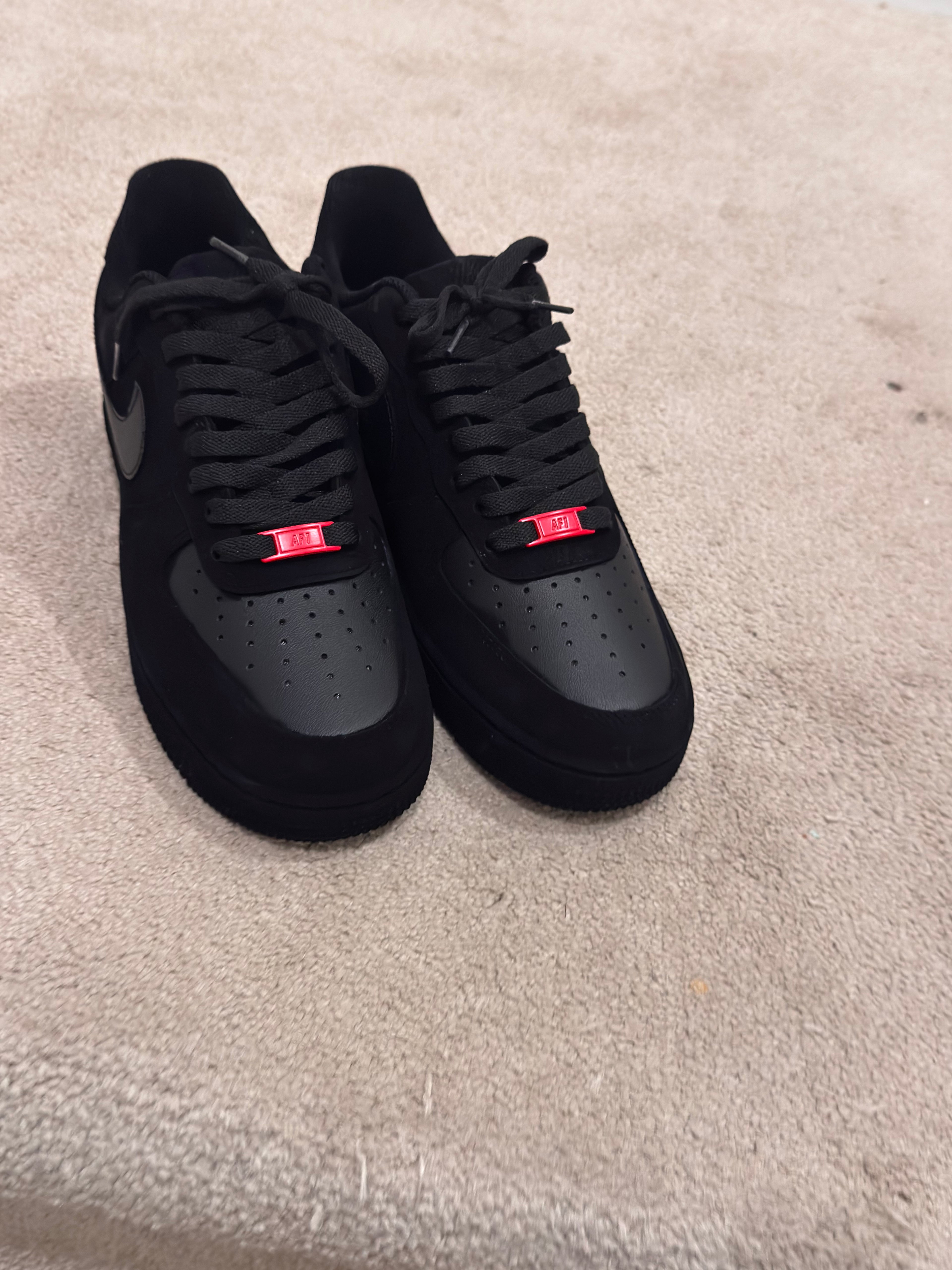 Red bottom blackness