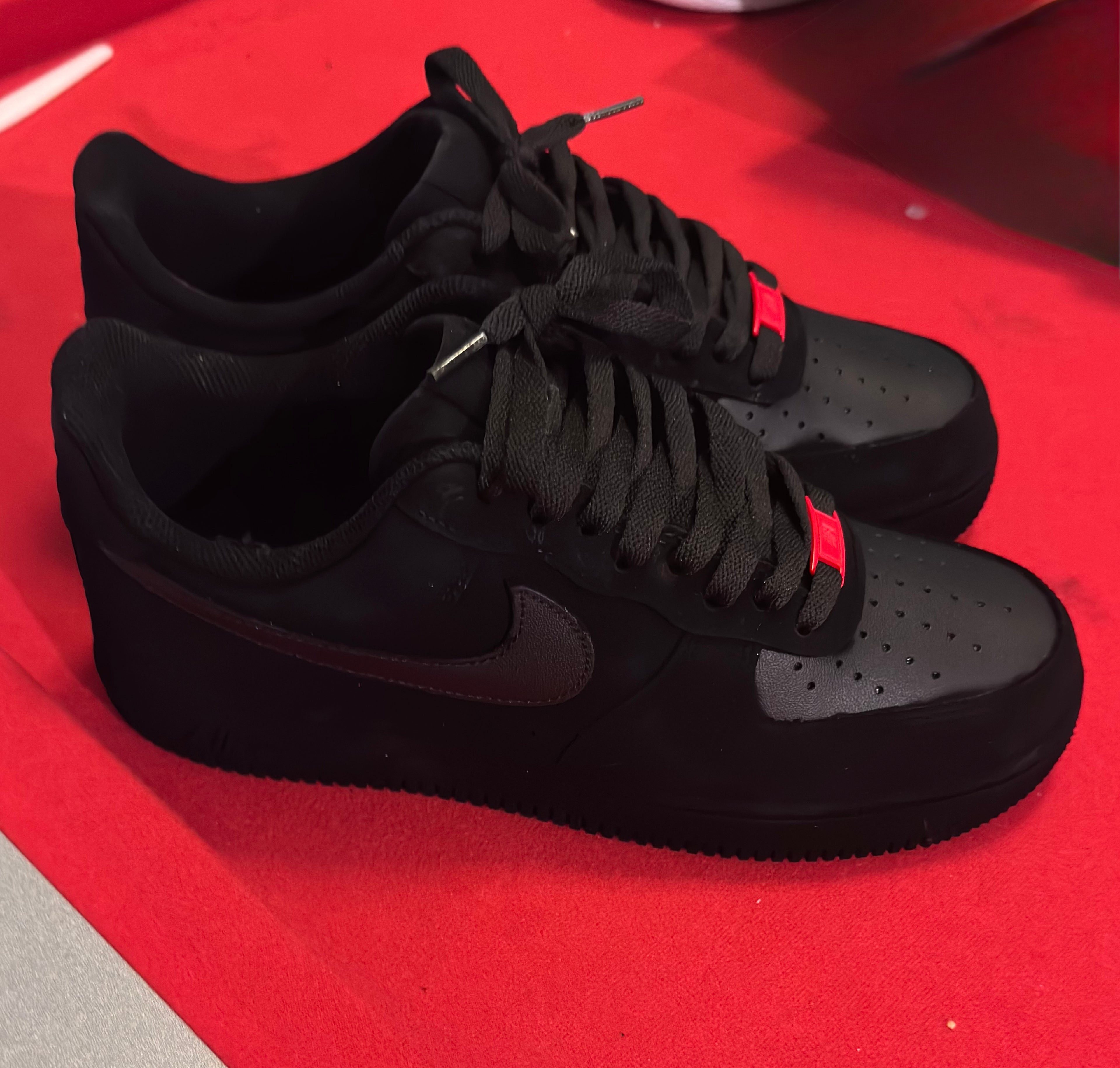 Red bottom blackness